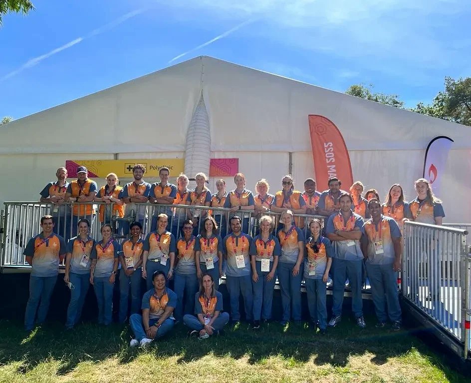 rach_physio_'s tweet photo. Amazing few weeks at the CWG, volunteering within the medical team at the athlete village polyclinic! An invaluable opportunity to work with so many athletes and meet a great group of physios and medical professionals! 🙌🏻 #Birmingham22 #physiosinsport #cwgphysiosinsport #acpsem https://t.co/Ip1YTzdZoV