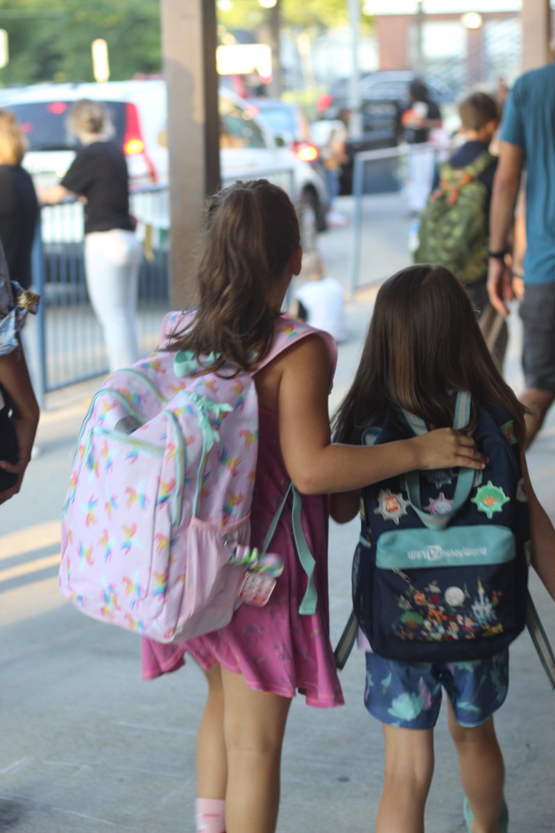 BeaumontMagnet's tweet photo. Happy First Day of School!!!  We are so excited to have our 1st-5th grade bears back in the building!  #NoPlaceLikeBMA @BMAWindyC @KnoxSchools https://t.co/I2J63sqfjv