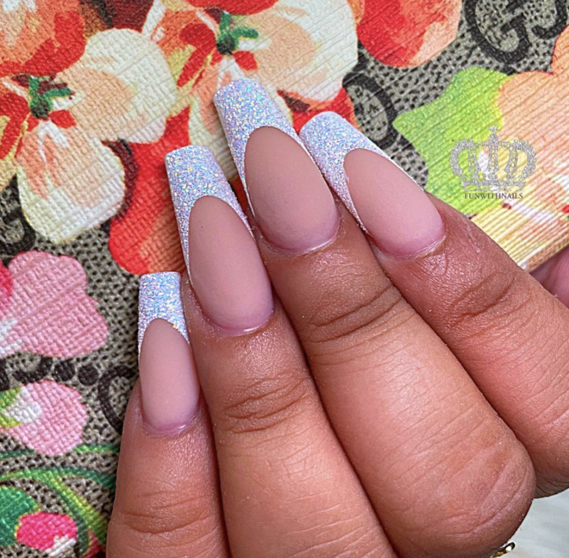 ileanwin's tweet photo. I’m a local nail tech in SATX, I came back to do nails cause I just couldn’t stay away.. I guess it’s my calling! 

Please retweet, my future clients might be on your tl 🥹

Message me for appointments🫶🏼 https://t.co/MhAYzpMDr6