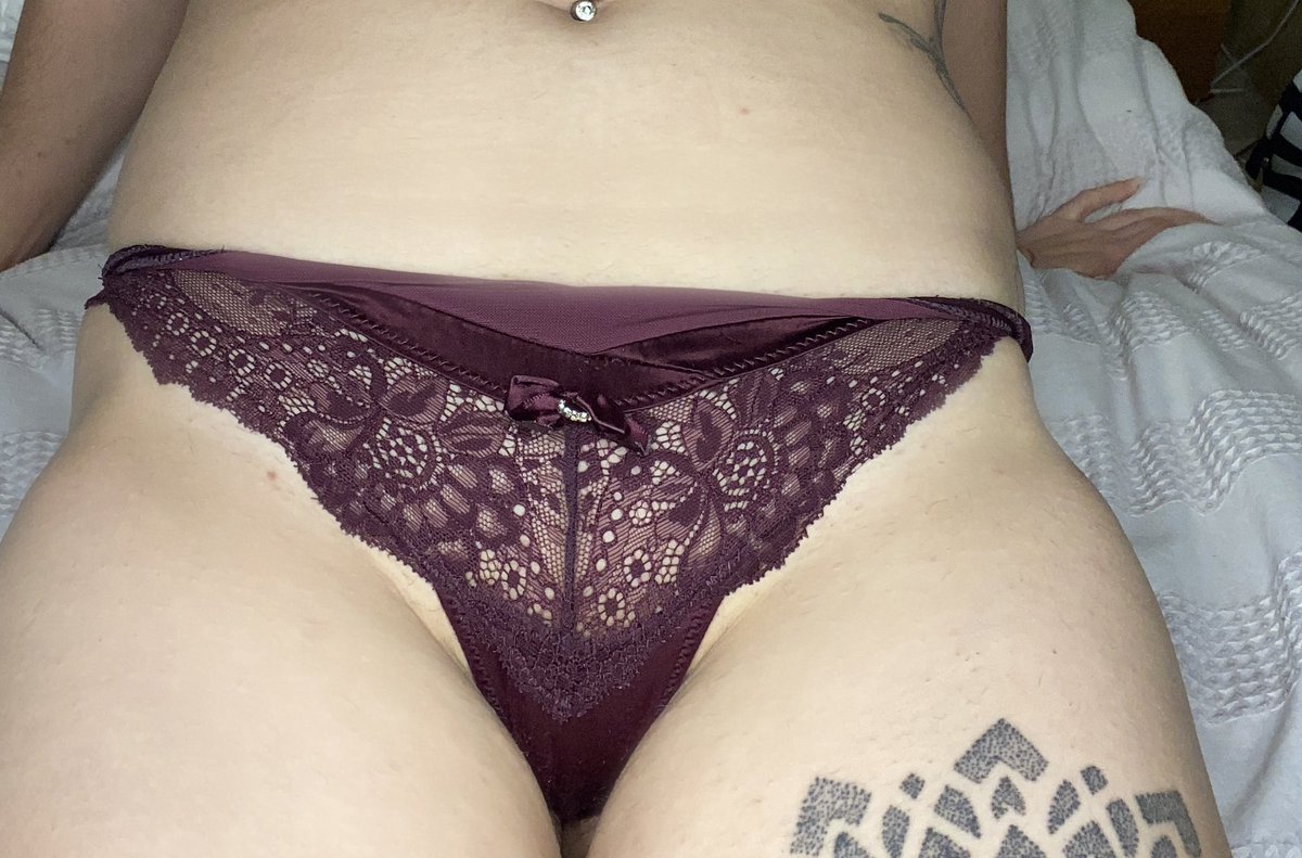 AnnaBella9227's tweet photo. Maroon thong. Worn for 24 hours then vacuum sealed. Free postage in Australia. $25, payment via beemit. @pantypay #pantieseller #pantyselling https://t.co/ACSExFVDyb