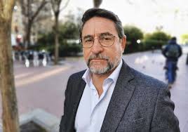 ErnestoEkaizer's tweet photo. #Alba Habría que ver el registro de entradas en el Supremo para saber si en 2016 en la "causa" contra Vicky Rosell vienen las visitas que hacía el juez Alba, EL"testigo de cargo".
Es posible que no haya rastro porque estaba muy requerido con apoyo del ex FGE Eligio Hernández https://t.co/RB54Rii9yY