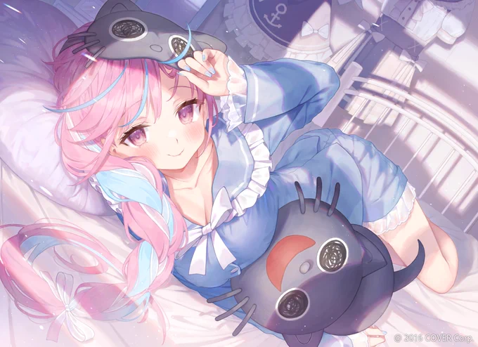 湊あくあさんの4周年記念グッズイラストを描かせていただきました～!✨
なにとぞ!!!!!!!!!!!! 