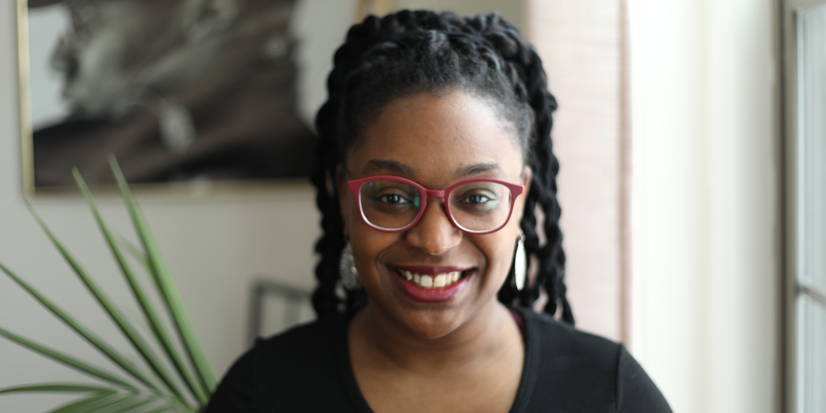 AngelRemy55's tweet photo. How this millennial woman earned a $50k raise while switching careers and is using her experience to help close the Black pay gap https://t.co/6KNzQWh7r6 https://t.co/CwETj5MQus