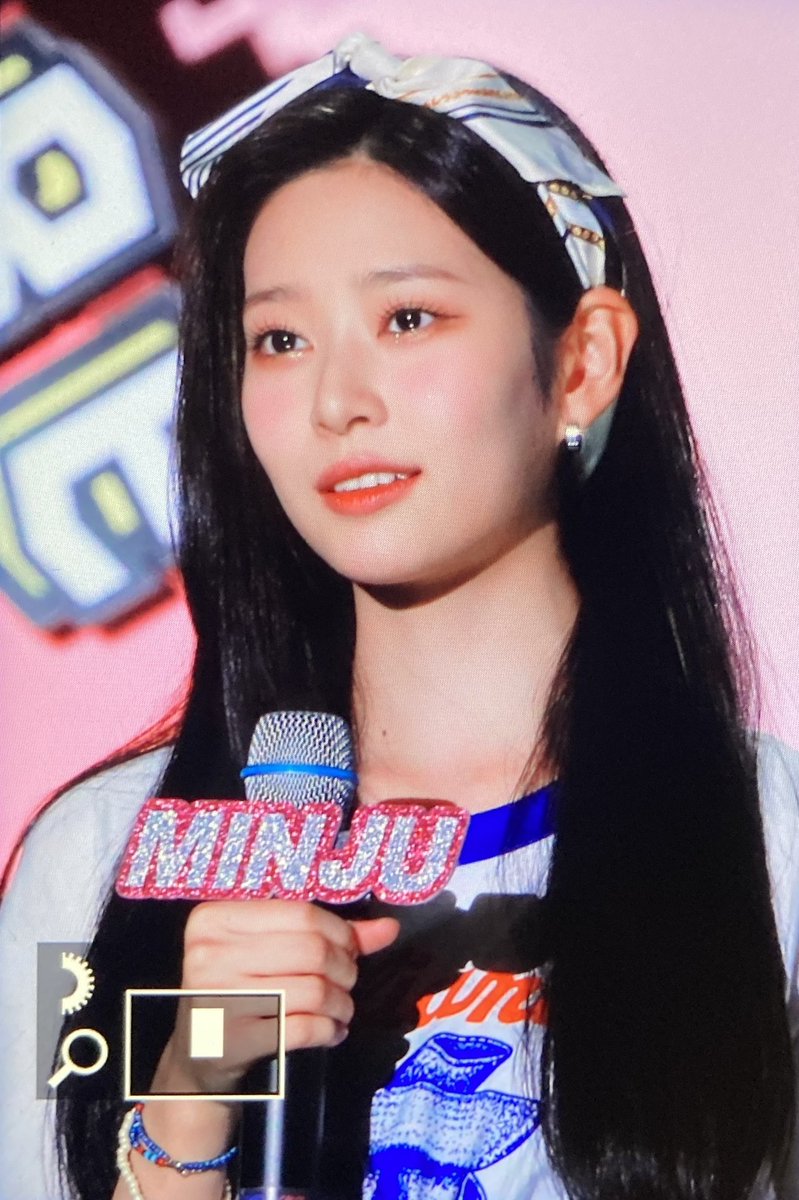010205mj's tweet photo. 220808 울산😂 #김민주 #KIMMINJU https://t.co/aZ1U8uJcz3