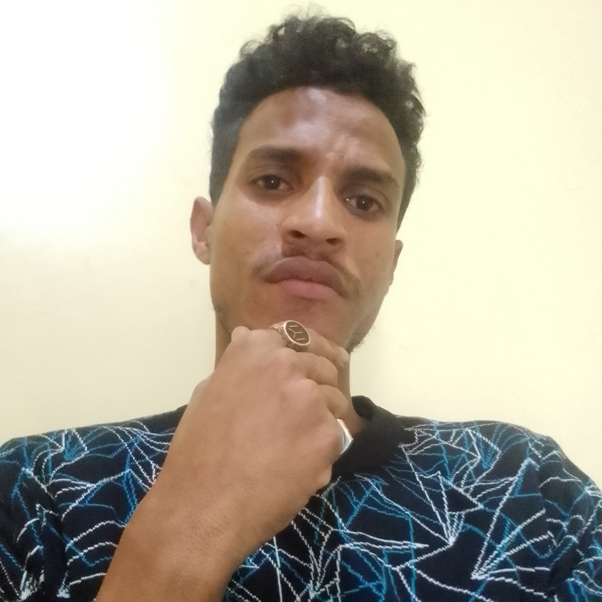 CoffeeMurad's tweet photo. #NewProfilePic https://t.co/qLv48T3xU2
