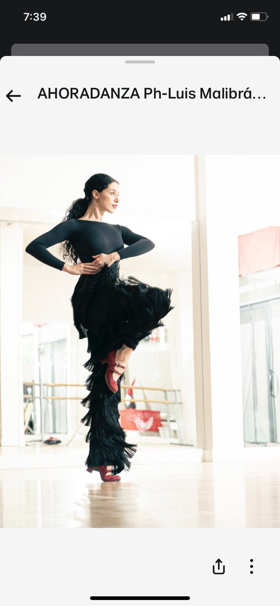 ahora_Danza's tweet photo. Y aquí os presentamos a nuestra talentosa @juliapereira.t que imparte Danza Española (Escuela Bolera, Danza Estilizada, Flamenco y Folclore) y Ballet en nuestra Escuela.
Grande Julia!!!🥰 Suerte de tenerla!!!
#yobailo #ahoradanza #equipoaD
fotos @luismalibran 😊 https://t.co/1bSOX89QZS
