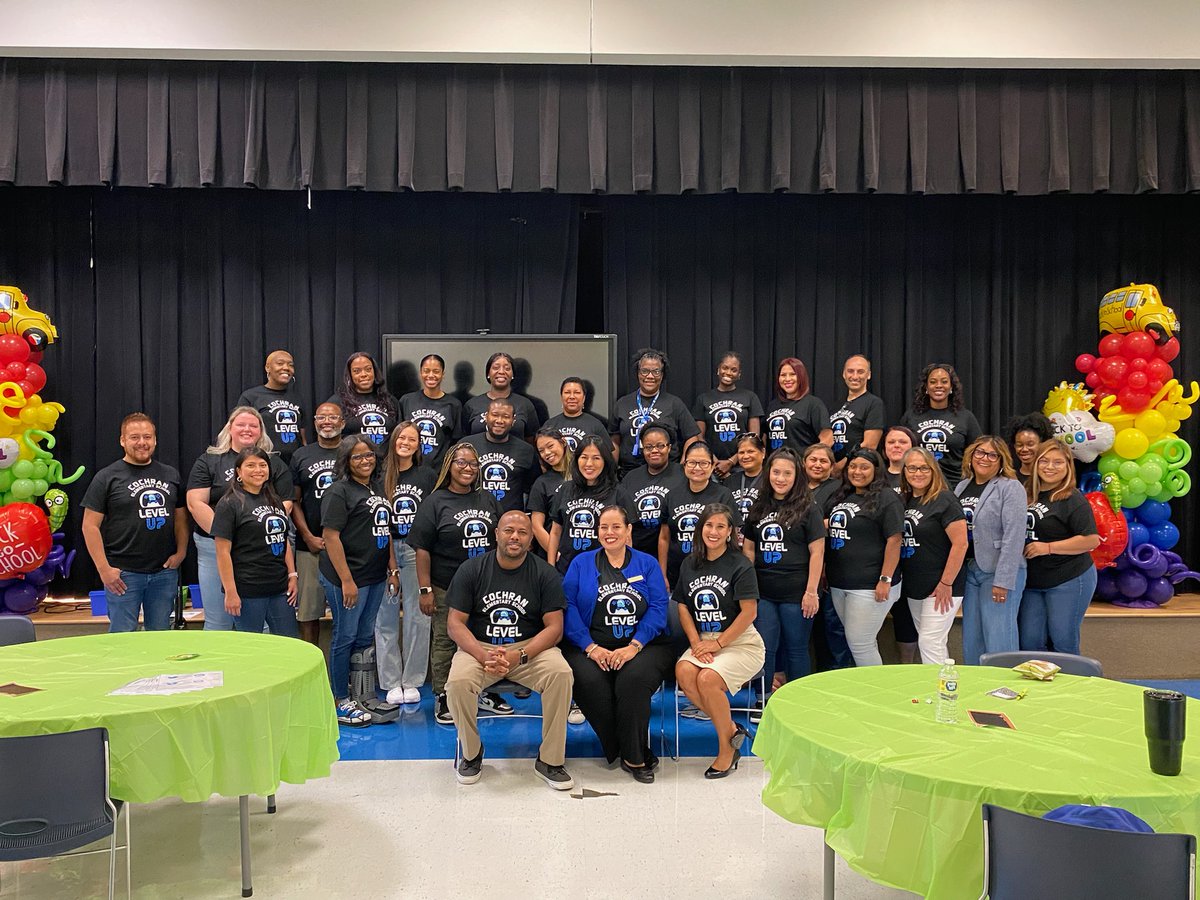 SmuSandra's tweet photo. Cochran Colts! 
#cochranlevelup
#AceDallasISD https://t.co/LpA1PV4vqH