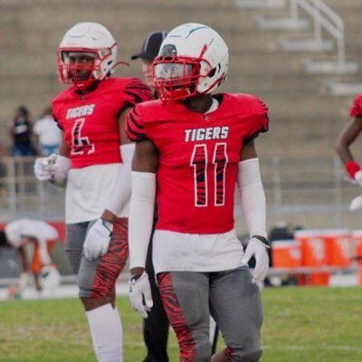 William45625901's tweet photo. When I put this 👎🏾🙅🏾♂️🚛🚨🚫❌🏋🏾♂️🏋🏾♂️ 💥 that mean don’t run this way 1️⃣1️⃣ days until Tiger Football.. #TigerPride #GoTigers #LLRock #LLShell #AllGasNoBreaks https://t.co/qft7RorDAf
