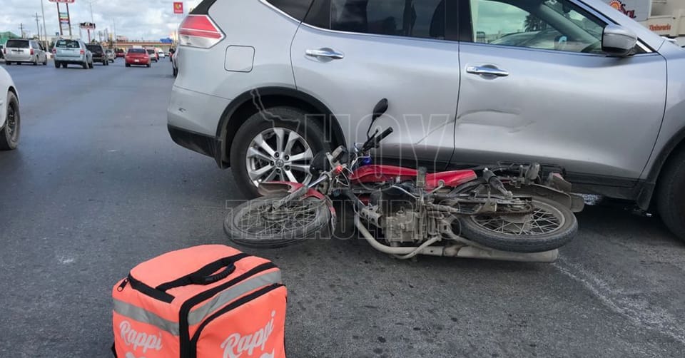 DavidLachea's tweet photo. #RAPPIESCLAVISTA nos están obligando a hacer lo que a ellos les da la gana; tarifas mal pagas, bloqueos injusto,deudas injustas, roban la propina que da el cliente cuando al cliente le están cobrando una tarifa exagerada  @petrogustavo https://t.co/kUhHhspfkG