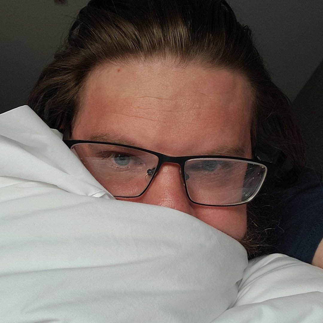 MightyCrazyfoo's tweet photo. #hotel #lifestyle can't wait to get home and make some music https://t.co/TKXl3zDqyC