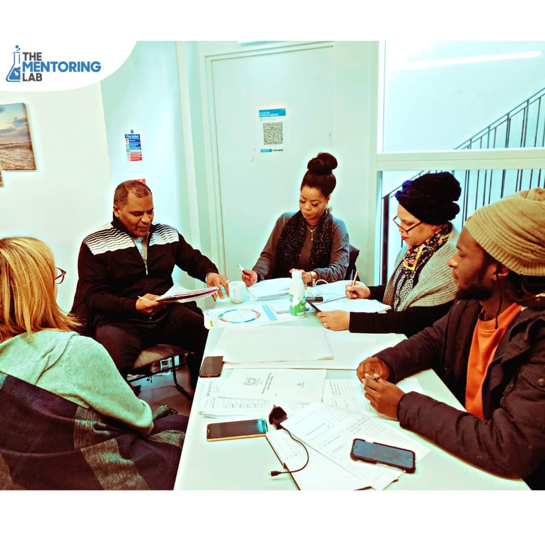 Mentor_Trainer's tweet photo. What’s your mentor identity? Do you have one? Do you flex your style? Do you model a mentor you’ve had in the past or do you step into the role of a teacher or maybe coach?

Is it time for a refresh!

#welovementoring #thementoringlab #youthmentoring  #thenextgeneration https://t.co/TPW9iugXqi