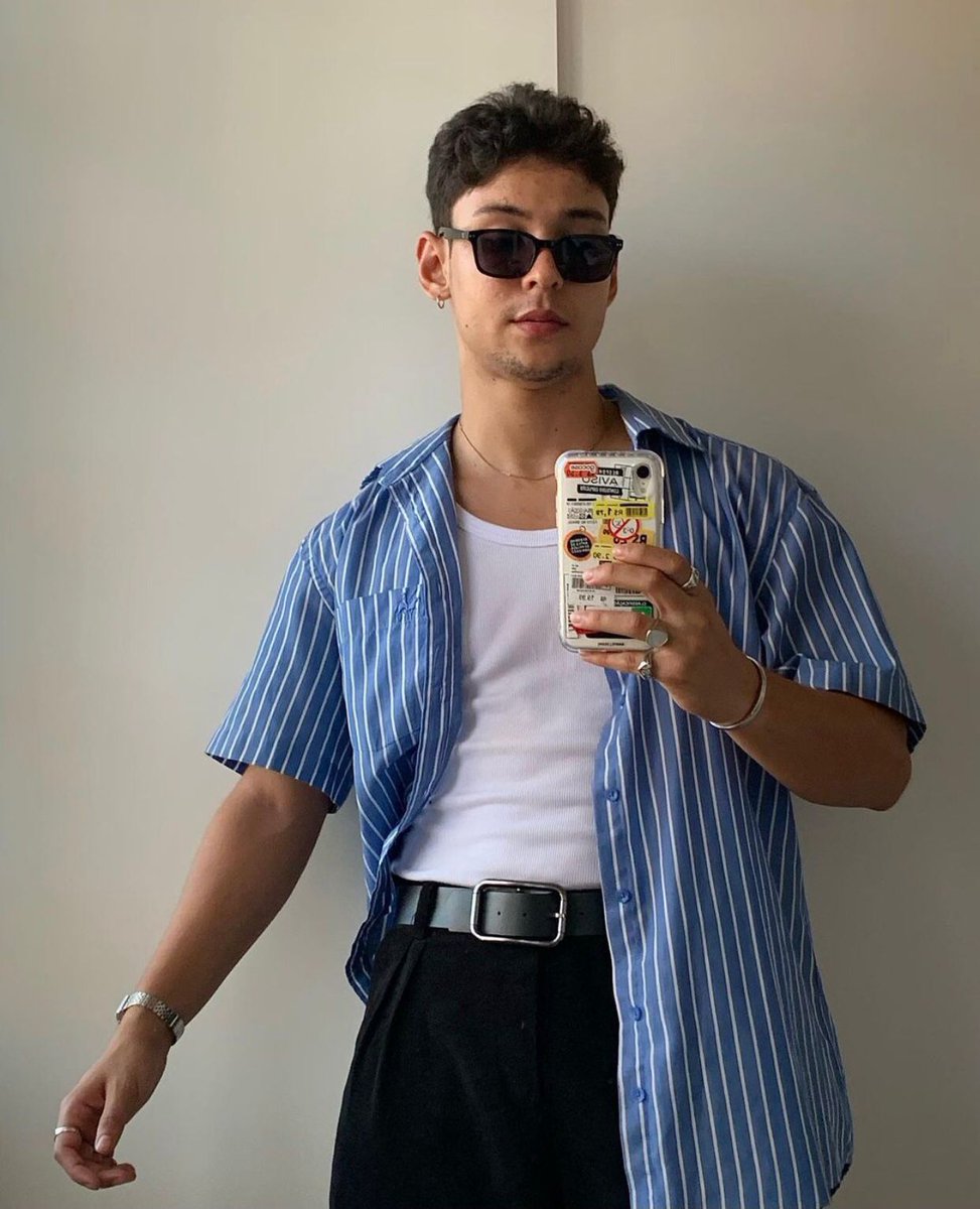 DaniloEyewear's tweet photo. He knows everything 🤌🏼 @filipmello putting on ONE glasses to run
#dae #usedae #daniloalveseyewear #óculos #oculosdesol https://t.co/PhmZpZUZ2I