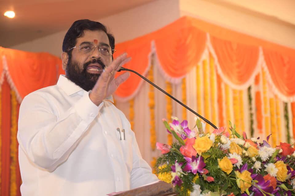 mieknathshinde's tweet photo. आमदार बालाजी कल्याणकर यांच्या मतदारसंघातील चार विकासकामांचे भूमीपूजन याप्रसंगी करण्यात आले. आमदार बालाजी कल्याणकर यांनी आमच्या भूमिकेला साथ दिलेली असून त्यांच्या मतदारसंघातील कामासाठी निधी कमी पडू देणार नाही अशी ग्वाही यासमयी बोलताना दिली. https://t.co/8Hevn97FEP