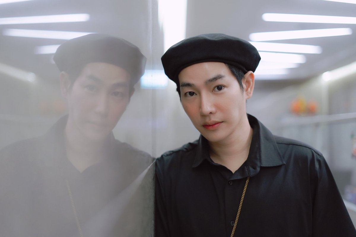 PeckPalitOfficial tweet media