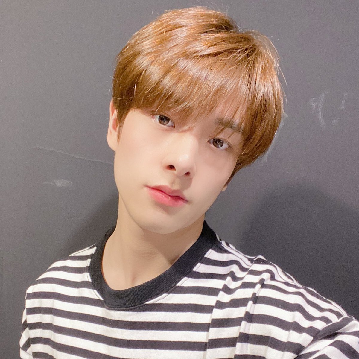 ikeurangdan's tweet photo. 🖤🤍

#ENSD #ENGENESelcaDay #ENHYPEN #JAKE @ENHYPEN_members https://t.co/wuMjinW0cr