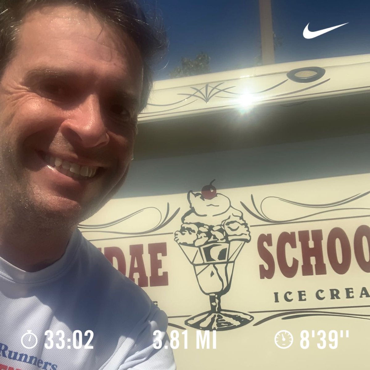 dmv1332's tweet photo. Ran 3.81 miles with Nike Run Club I only knew how to get to two places! My run I would say took me to the right place #sundaeschool #capecodrun #myhappyplace #vacayrun #randibandanas #teamrandibandanas https://t.co/Cu4lniQBuP