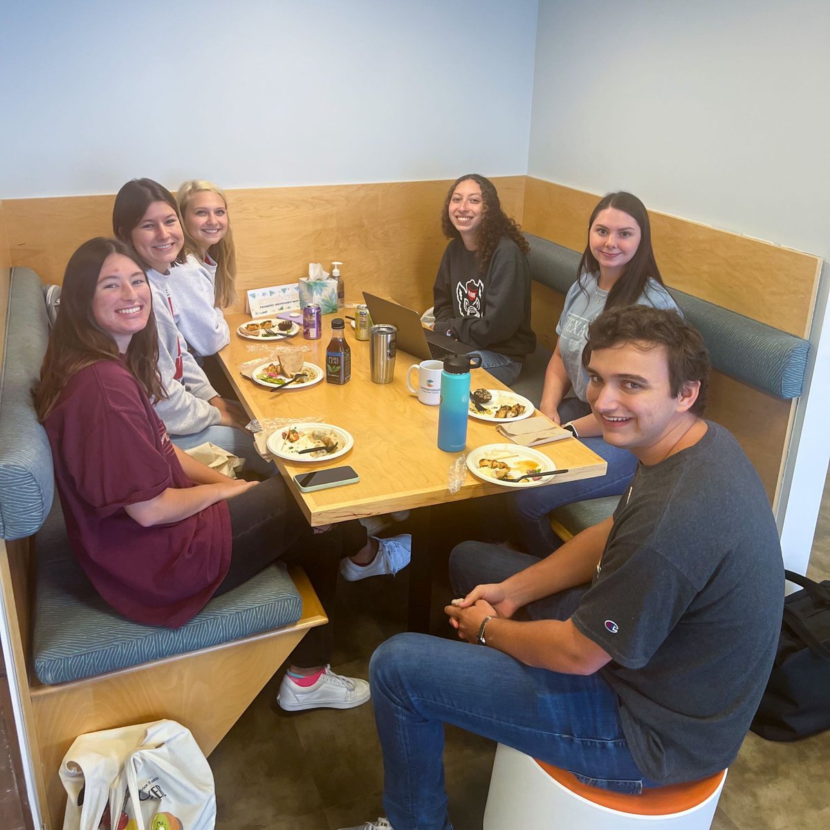soirea's tweet photo. Last week the @commercetools U.S. team celebrated #NationalInternDay with our 12 amazing #SummerInterns! There was lots of fun games, trivia and delicious food. 🎲🌮 🎉 

BIG thanks to all our #interns for your interest, dedication &amp; contributions to our team all summer long! 👏 https://t.co/00snEgS898