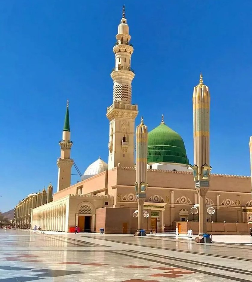 جامعة تعلیم اللغة العربیة للبنات tweet media