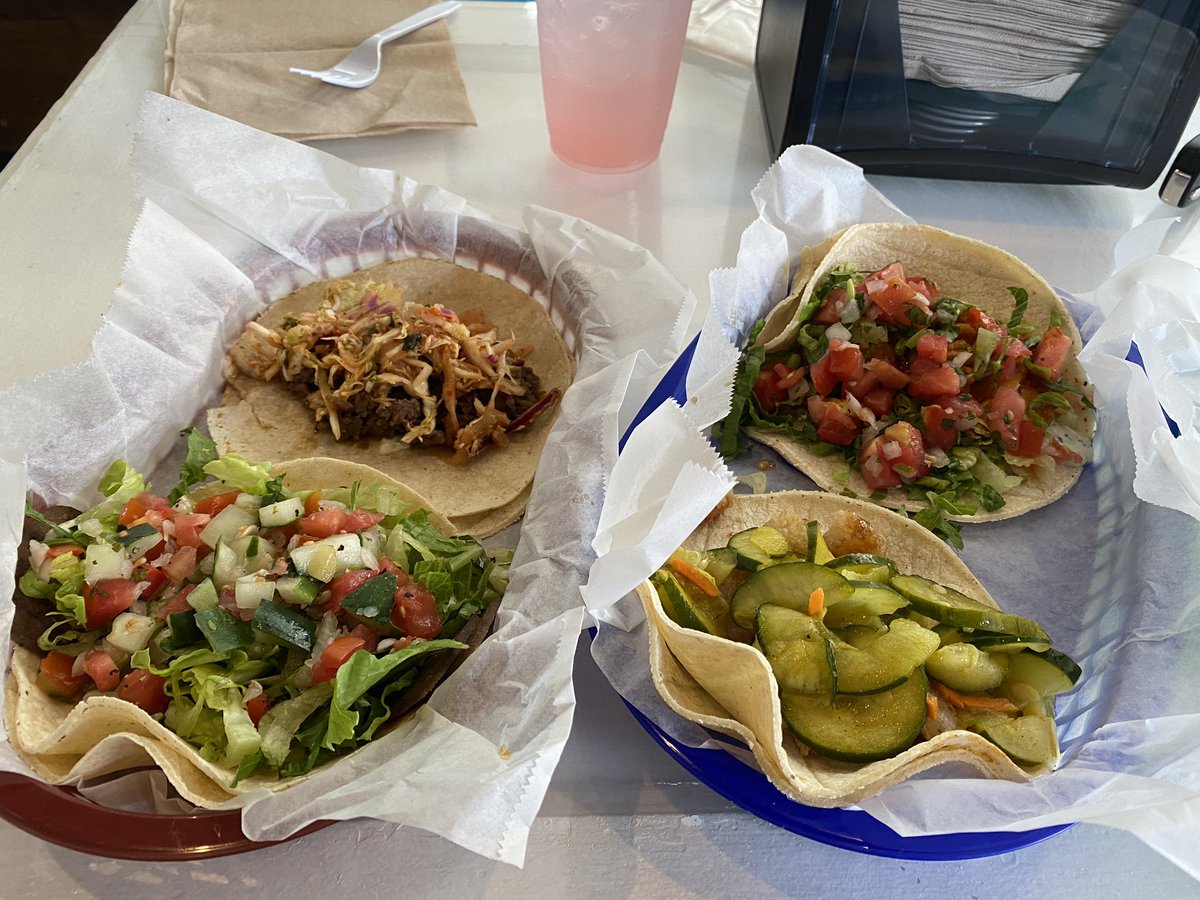 maXolo_travel's tweet photo. This is a must-eat whenever I come to Asheville — White Duck Tacos! Such a great variety of fusion tacos! Yum! #maxolo #solotravel #solodining #Asheville https://t.co/Xov5DnNCuV