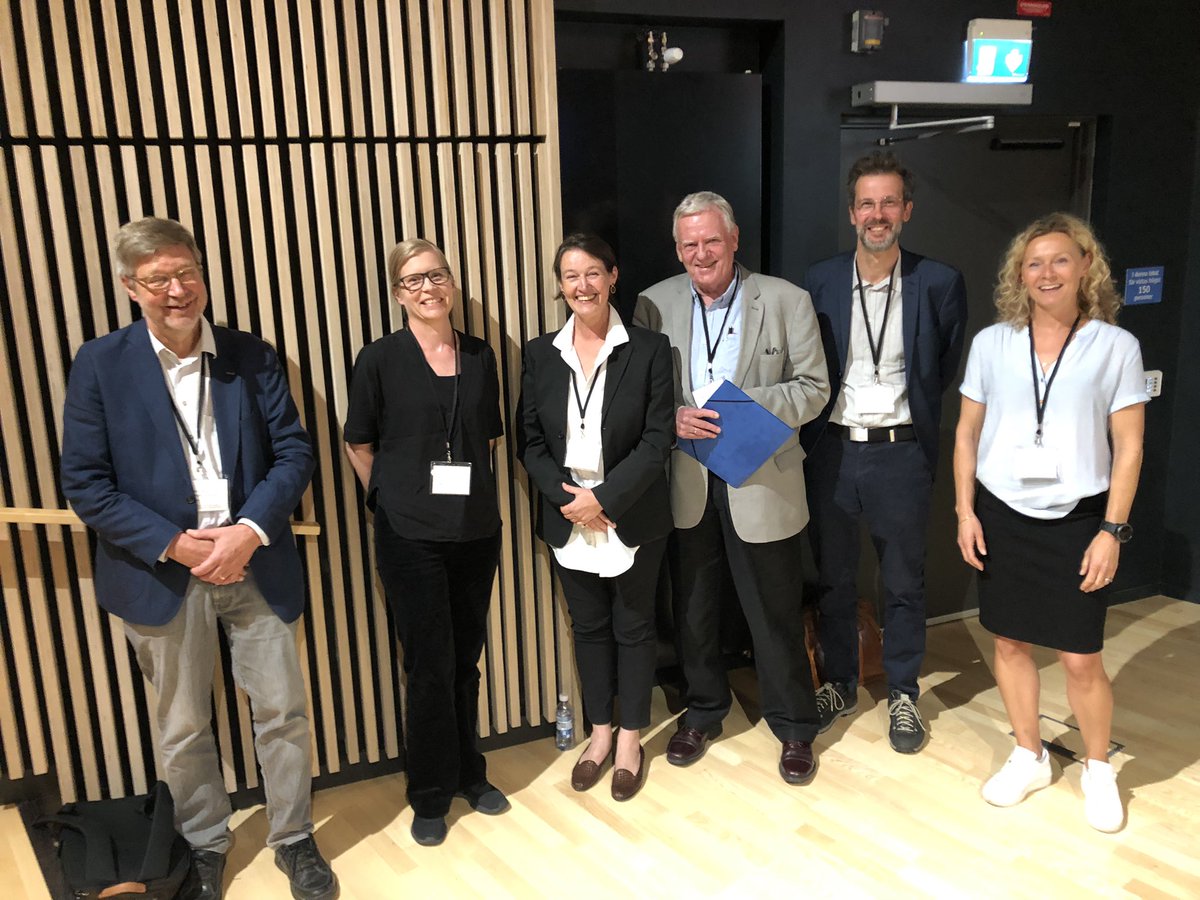 Happy panelists after ‘A Nordic Model? Nordic approaches to development aid 1945-2022’ at #NHM2022 Stimulating discussions & clear need for continued co-operation! Count us in for next conference! @CivilNordic @ReNEWHub @nordicsinfo @UniOsloHF @NHM2022