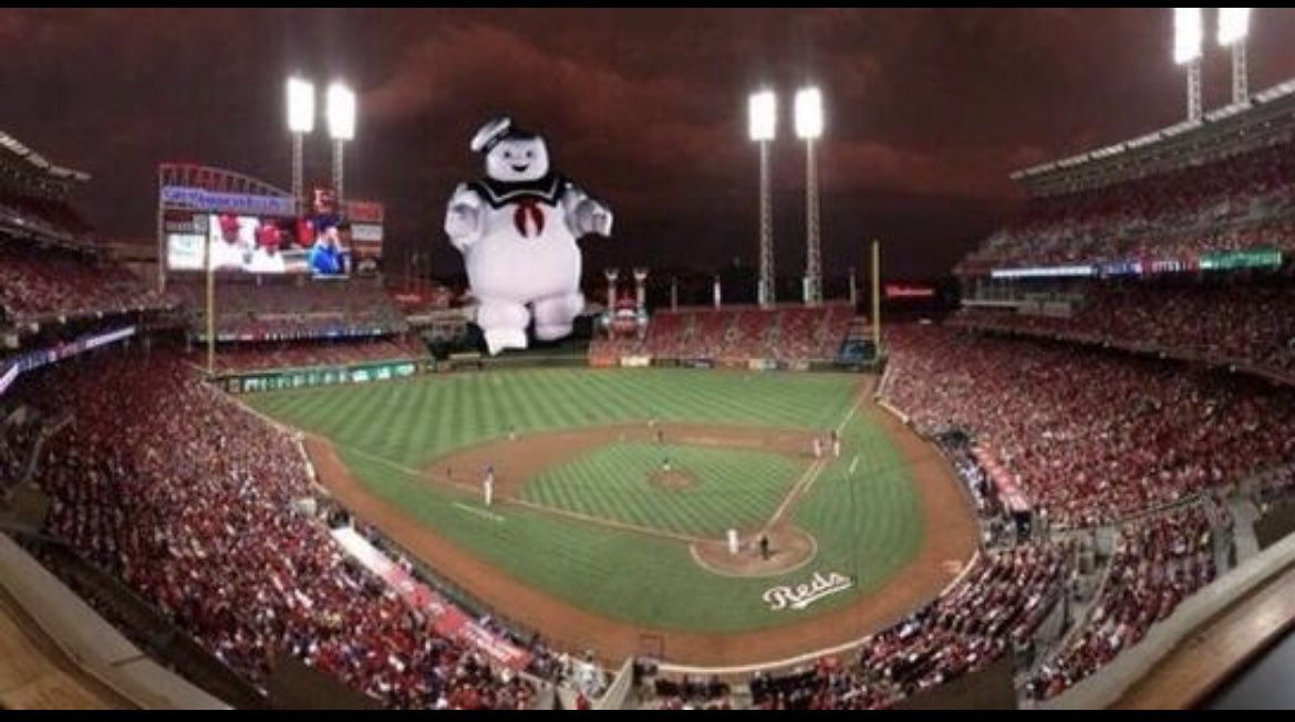 Tim_Spille's tweet photo. I feel that anything can be expected to happen the rest of this 2022 #Reds season. I humbly submit this as one suggestion. #Cincinnati #Redlegs https://t.co/FrrtjLdhwQ