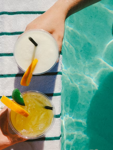 HomeZada's tweet photo. Different pools have different cleaning requirements and standards. As a pool owner, you must choose the robotic pool cleaner that is best suited for your pool. .๐คฝ
Check this out: โก๏ธ https://t.co/GBMdXTrbHR
#poolmanagement #homemanagement #homelandscaping https://t.co/2FKU4nMLvE