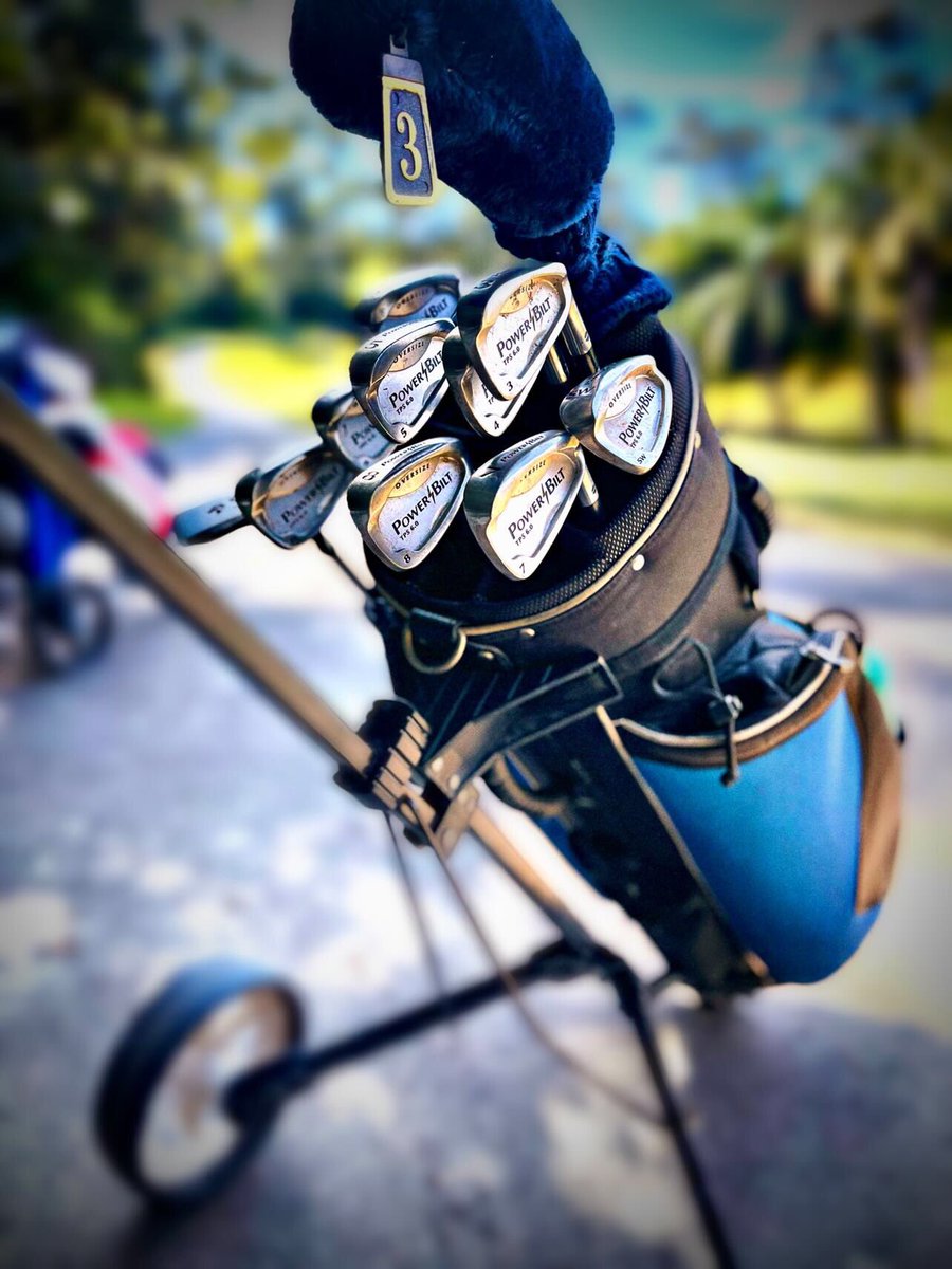 Those are some great looking shiny vintage Powerbilt clubs!

#golf #powerbilt #vintagegolf #vintagegolfclubs