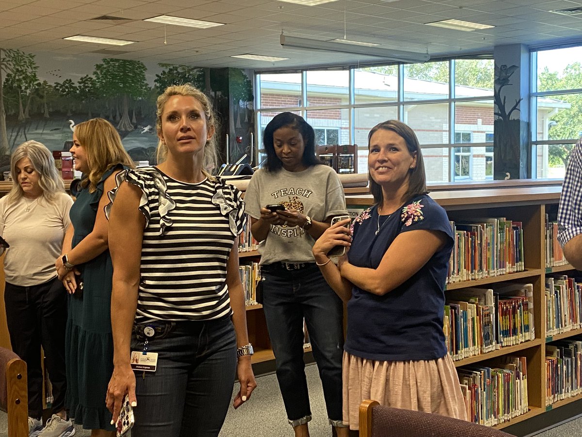 SancSandy's tweet photo. Love starting the year at Gilmore with traditions and effective strategies for students. #recipeforsuccess @gilmoregators05 https://t.co/thHU8pNFUx