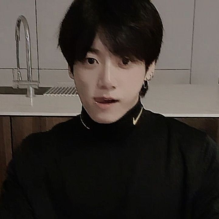 𝒘𝒊𝒏 (@win_nn03) on Twitter photo 