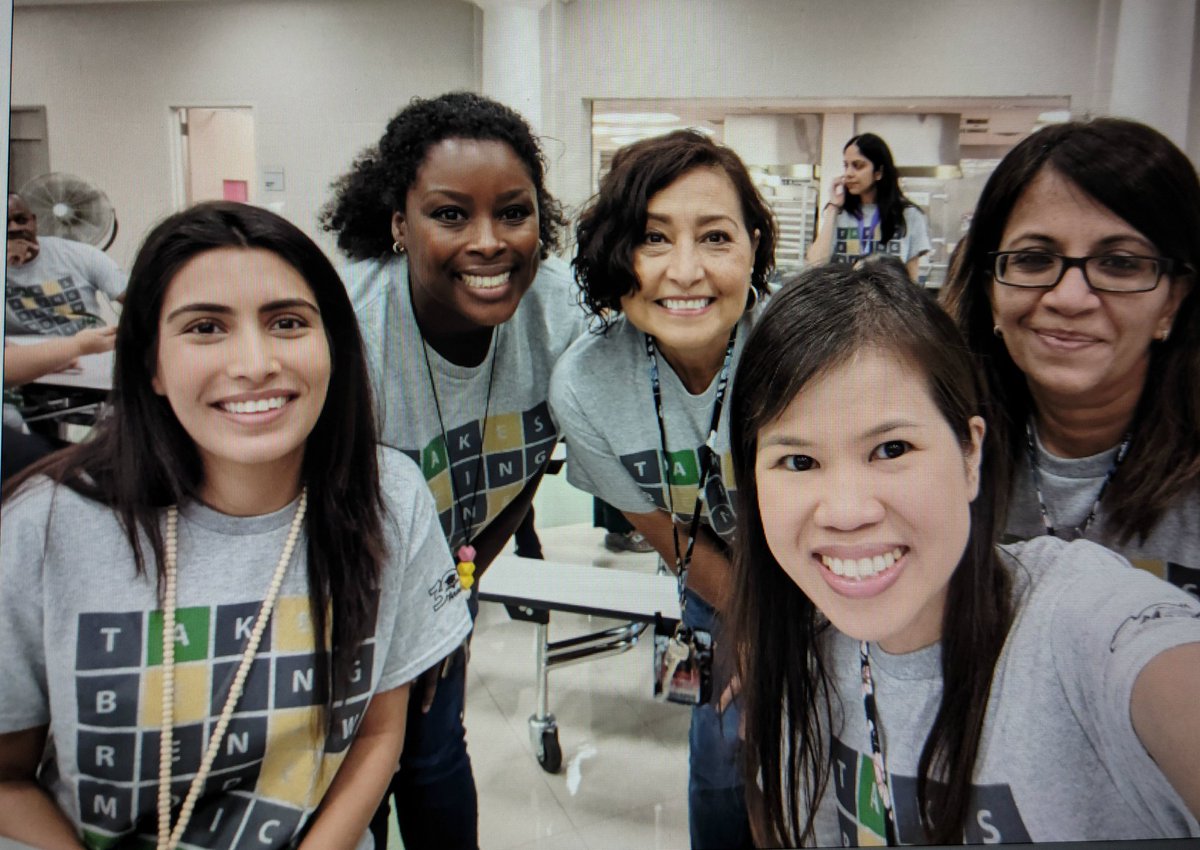 SuperAPHawkins's tweet photo. #CultureofKindness #FBISDConvocation2022 #LoveourDragons @RDE_Dragons https://t.co/3GvPpevMvr