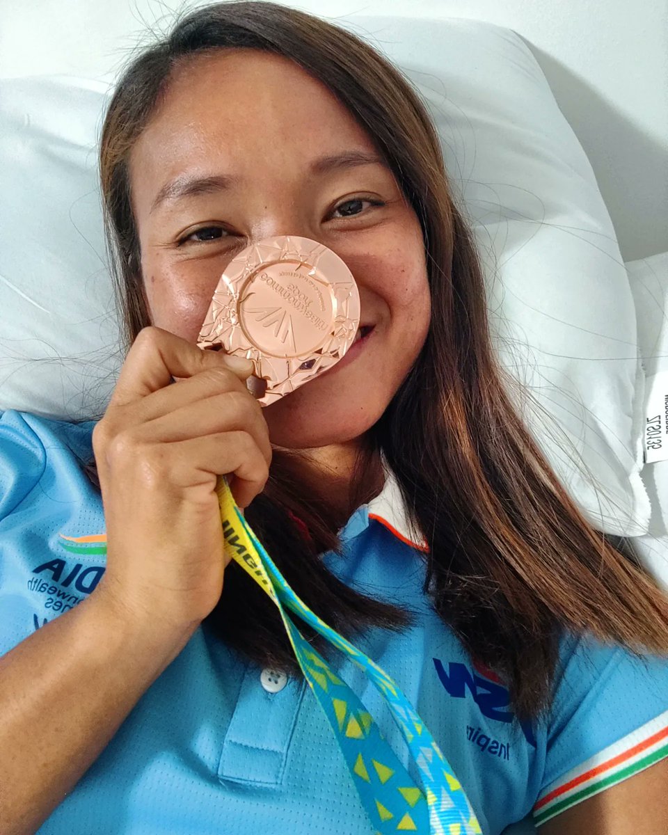 Lalremsiami30's tweet photo. Thank you #commonwelthgames2022 

Faith makes all things possible!🇮🇳🤍

#commonwelthgames2022 #bronzemedal🥉 #birmingham2022commonwealthgames #teamindia #indiakagame #hockeyindia https://t.co/u5L6VLZdMb
