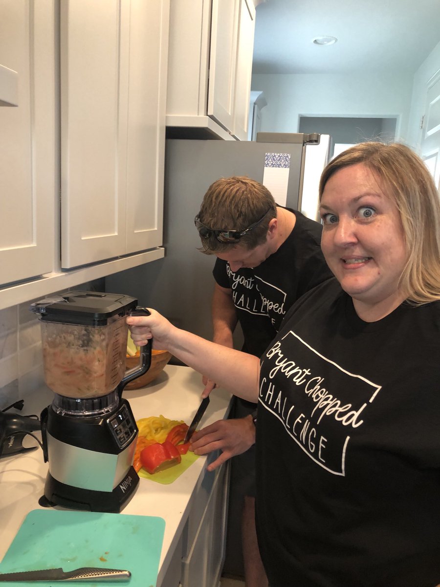 Let’s blend this up with Chef Marrs! ⁦<a href="/BryantElem/">Bryant Elementary</a>⁩ #bengalpride