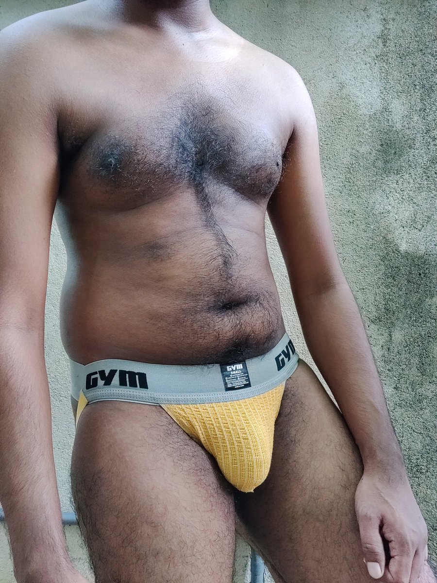 JockStrapperSL's tweet photo. 😄 love yellow undies
#jockstrap #gay #gaymen #hairygay #hairymen https://t.co/26foe4vzbe