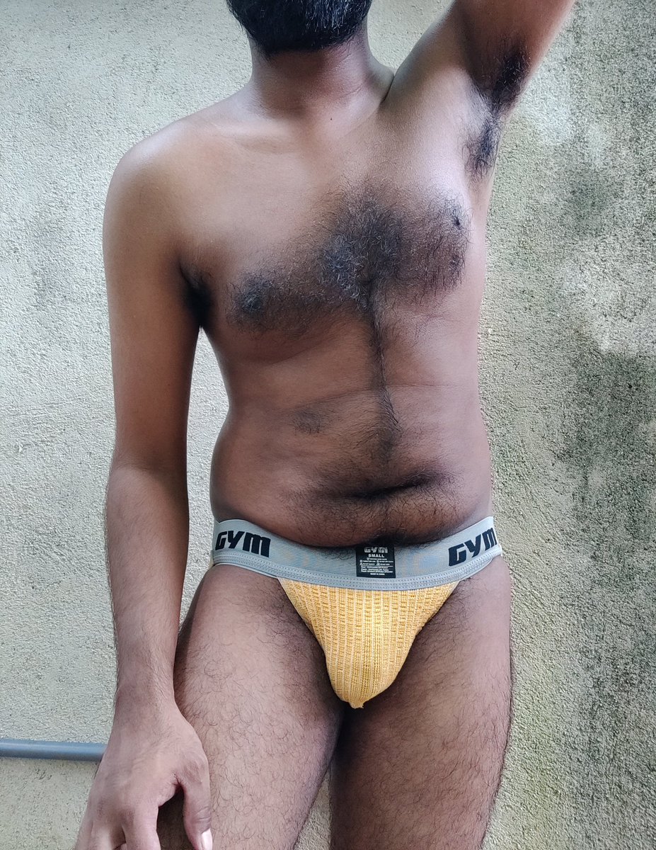 JockStrapperSL's tweet photo. 😄 love yellow undies
#jockstrap #gay #gaymen #hairygay #hairymen https://t.co/26foe4vzbe