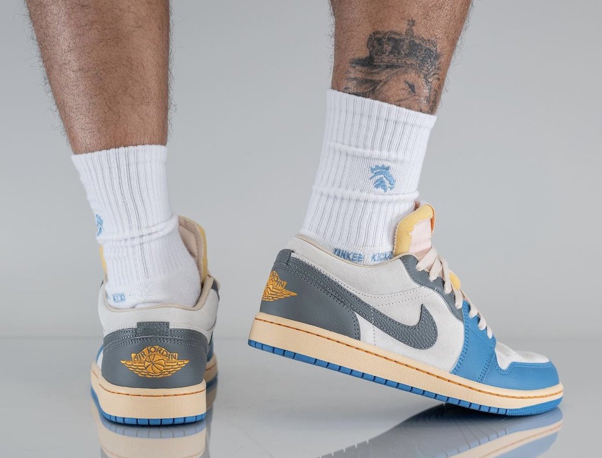 SBDetroit's tweet photo. New Air Jordan 1 Low With Union Vibes 🔥  https://t.co/q20kSzB4gw https://t.co/6Zz2WPIY2X