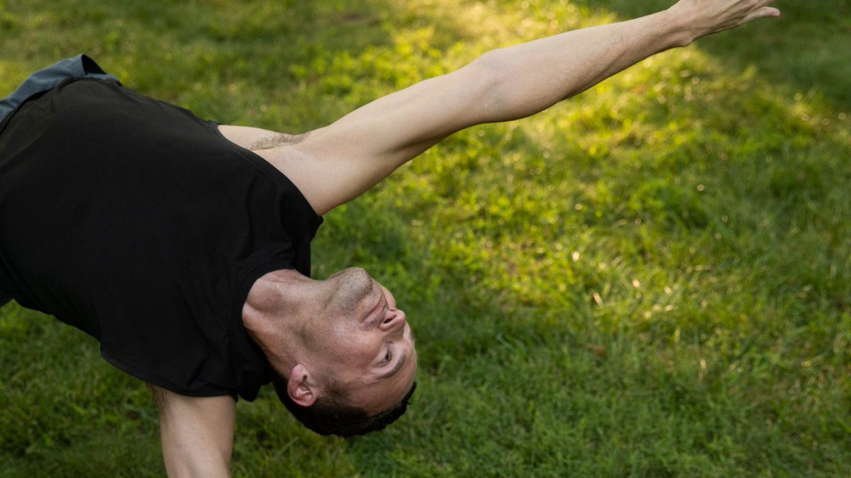 ModoYogaNYC's tweet photo. We're reaching into week 2 of the Challenge like...
Link below for our latest newsletter!
https://t.co/DC21saD9oQ https://t.co/V55Ii2vKXh