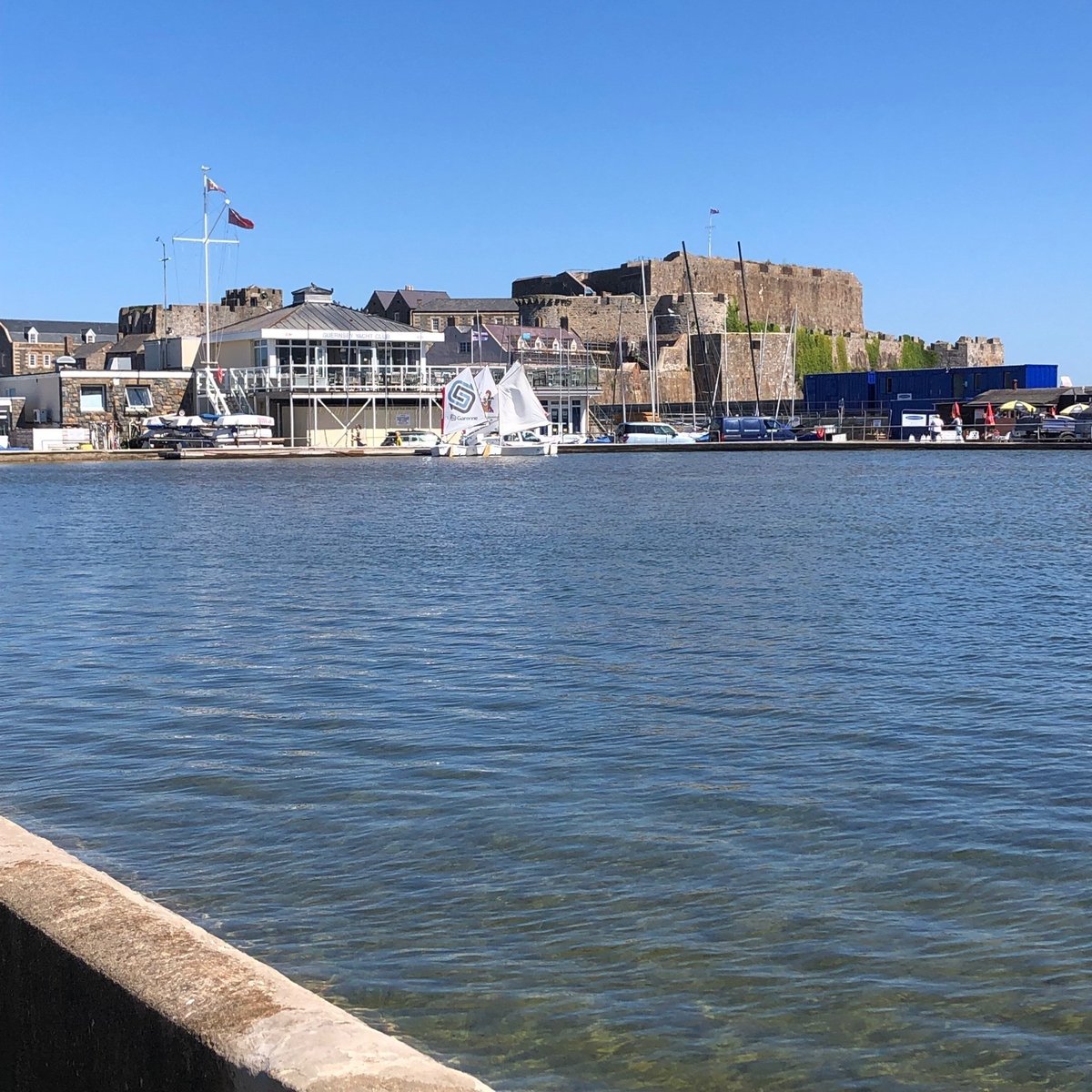 Back to St Peter (Guernsey 🇬🇬 ). Training in Channel Islands before way to Scilly.