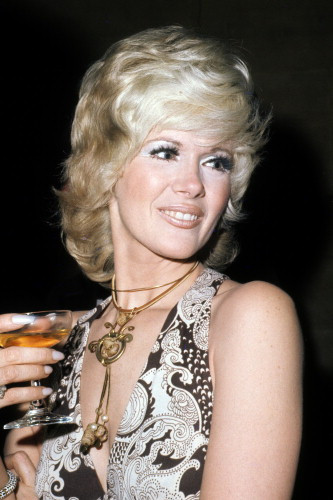  Happy Birthday Connie!

Connie Stevens 