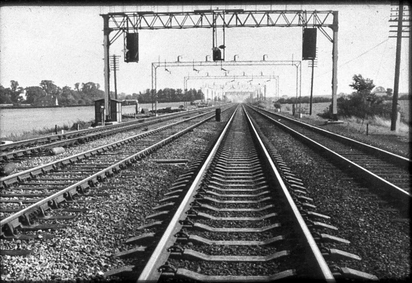 ThamesVP's tweet image. Recognise this? 🔍 🤔 🚂

On this day in 1963, The #GreatTrainRobbery took place -  one of the most infamous heists ever. 

#TrueCrime #ANightAtOutMuseum