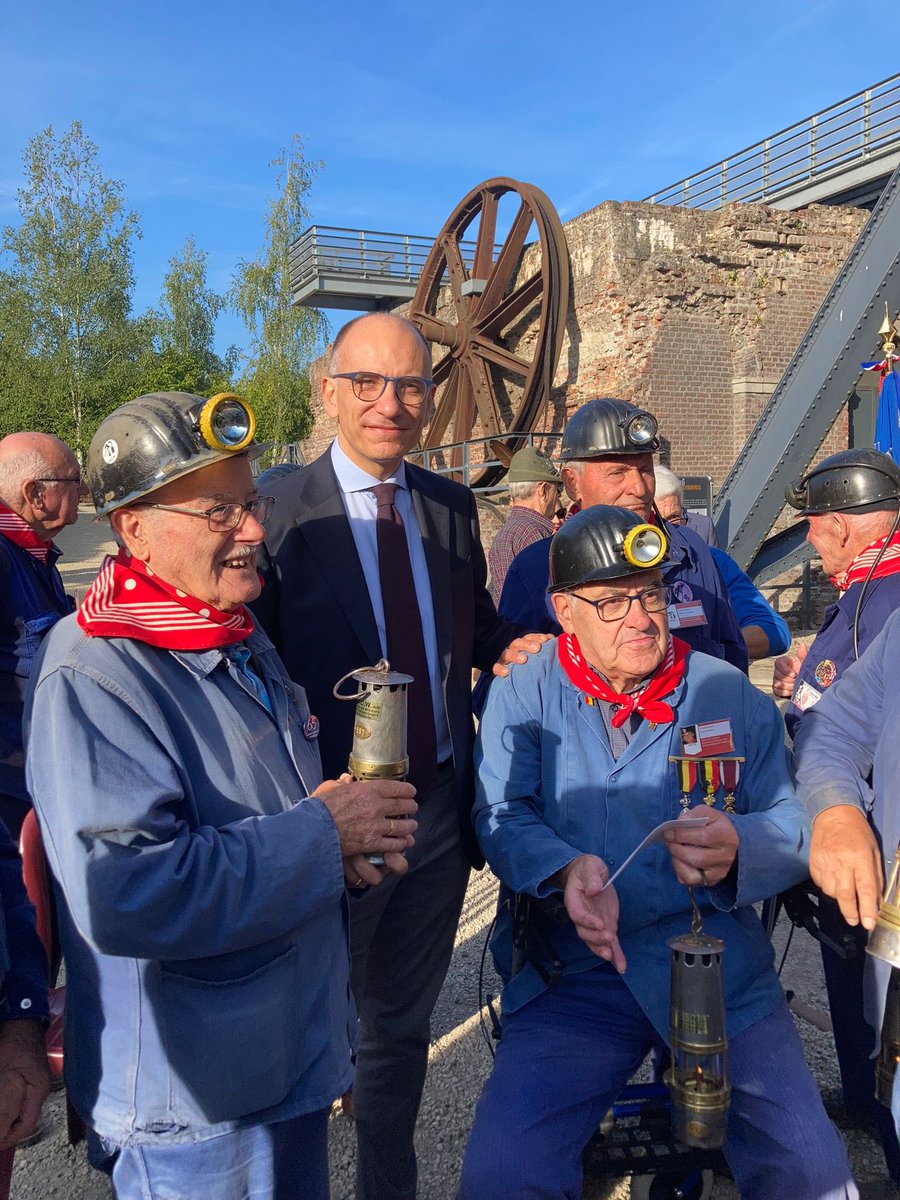 PDBelgio's tweet photo. Grazie Segretario @EnricoLetta  x tua presenza oggi al #BoisduCazier. Un gesto di rispetto e sensibilità per i caduti di #Marcinelle e la dimostrazione  dell’attenzione che il @pdnetwork ripone verso la comunità degli italiani all’estero. https://t.co/ekwy7lEx65