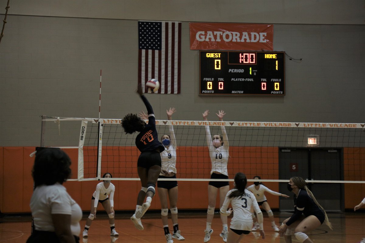 CPLAthletics's tweet photo. HAPPY FIRST OFFICIAL DAY OF HIGH SCHOOL SPORTS TO ALL OF OUR STUDENT-ATHLETES! We cannot wait for your seasons to begin and for an incredible year in the classroom and in your sports! Good luck this season! @ChiPubSchools @IHSA_IL #TheBestAreWithCps https://t.co/gDzJsqLdZS