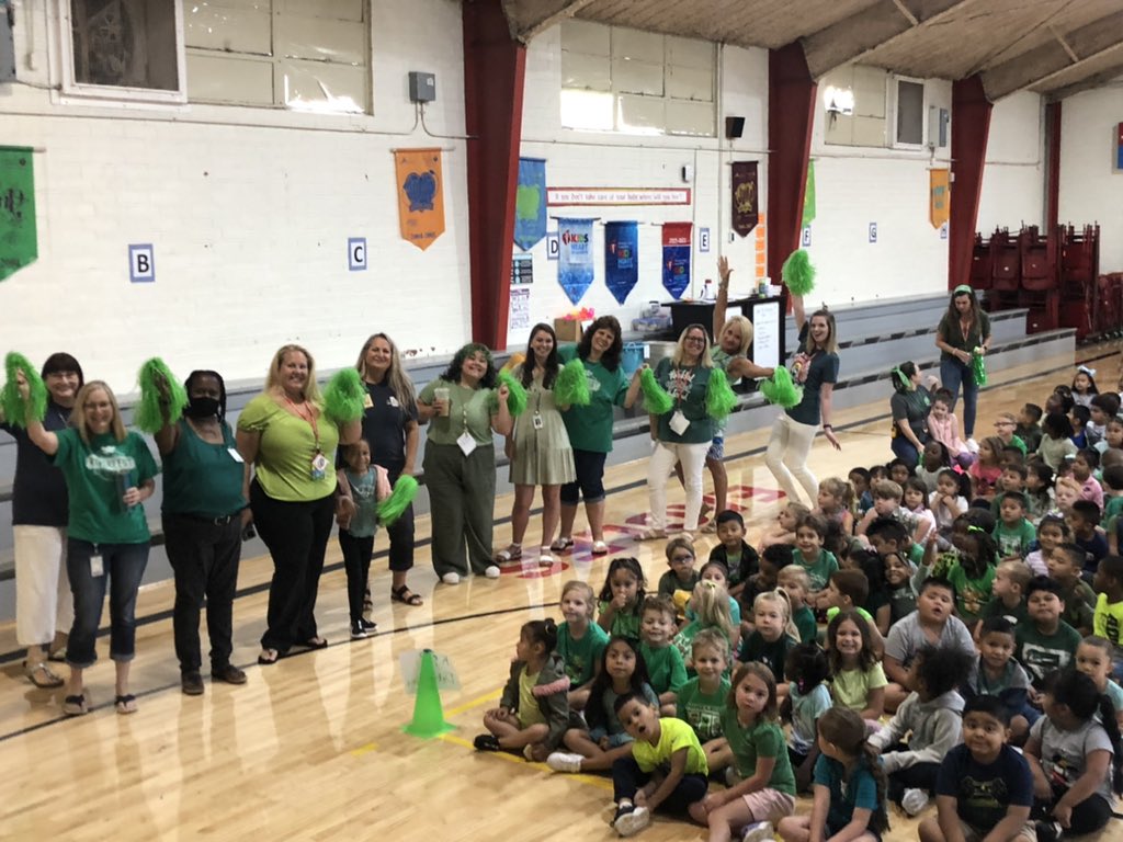 Lauren Caccavone_CCSD tweet media