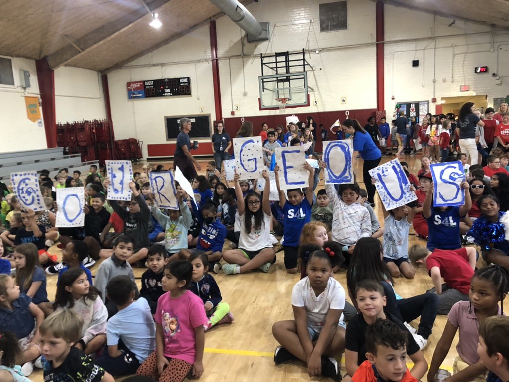 Lauren Caccavone_CCSD tweet media