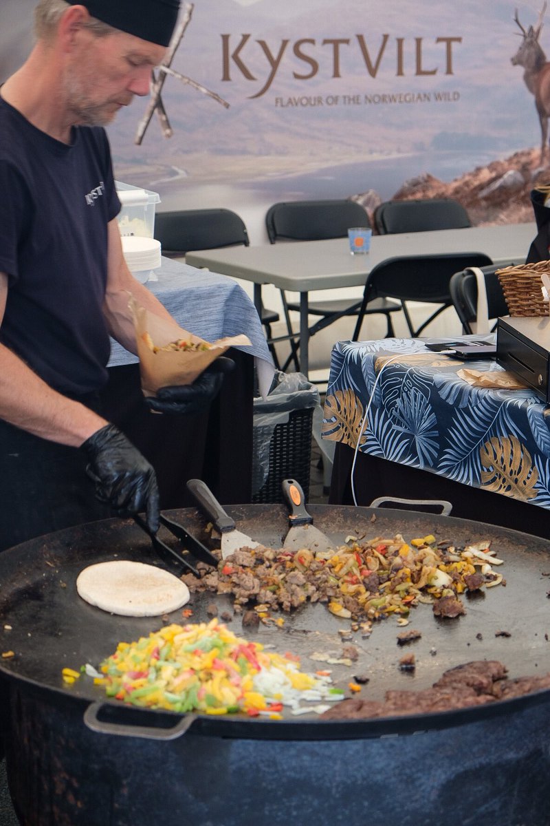 LovingLifeOnTheGo tweet media