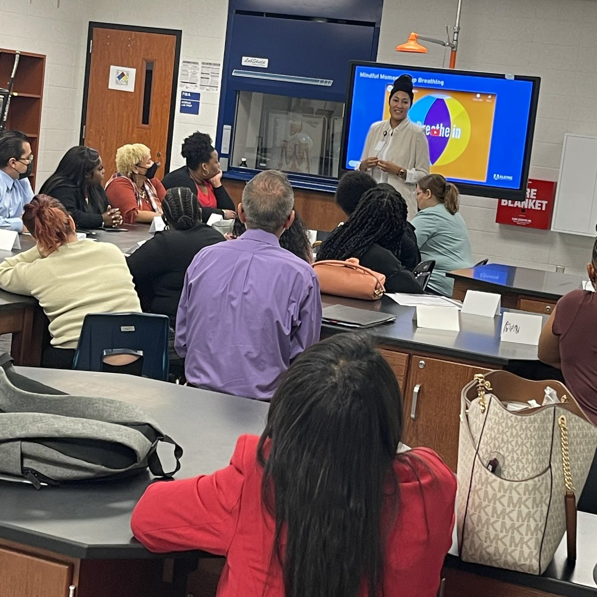 MHSS_AISD's tweet photo. Day 2 of New Employee Orientation and the @SELCulture_AISD Specialists are equipping teachers with strategies for managing their classrooms, dealing with escalating behaviors, and reviewing the MTSS/SEL framework. @Lorenzo86067552 @MarcieStrahan https://t.co/bij4oEQAUu