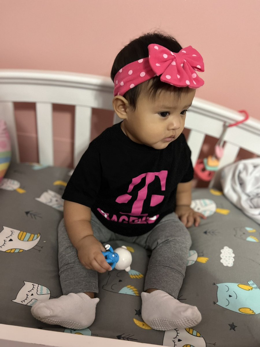 Gianna  was wondering if she can pick up a shift today? She is ready to work 😝 <a href="/PosasRogel/">Rogel Posas</a> <a href="/coreyshannon941/">Corey Shannon</a>  <a href="/MudrichMike/">Michael</a>                #Magentakids