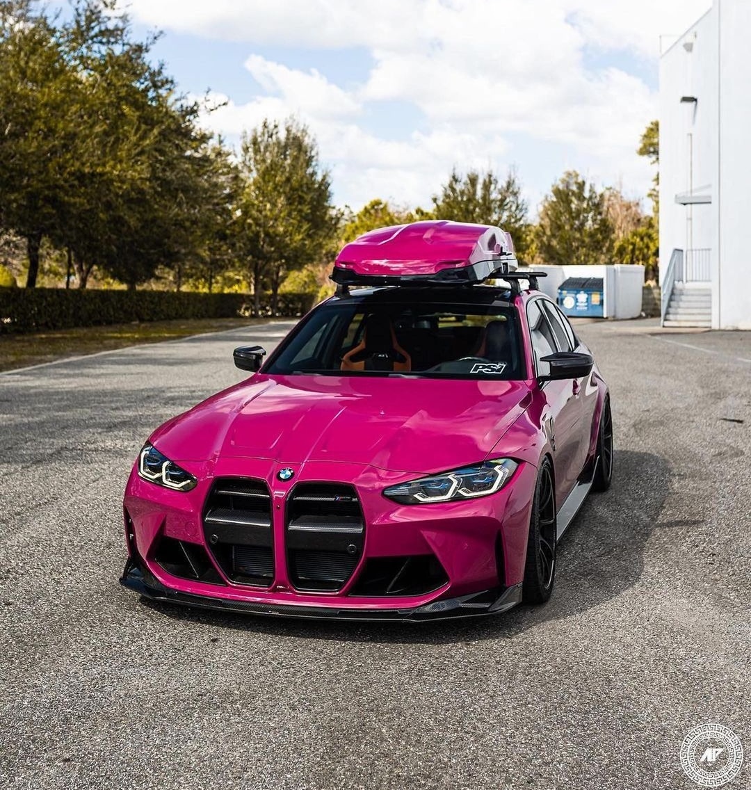 WorldWideCarsTM's tweet photo. Ruby Star BMW M3 😳 https://t.co/71UyUaaANd