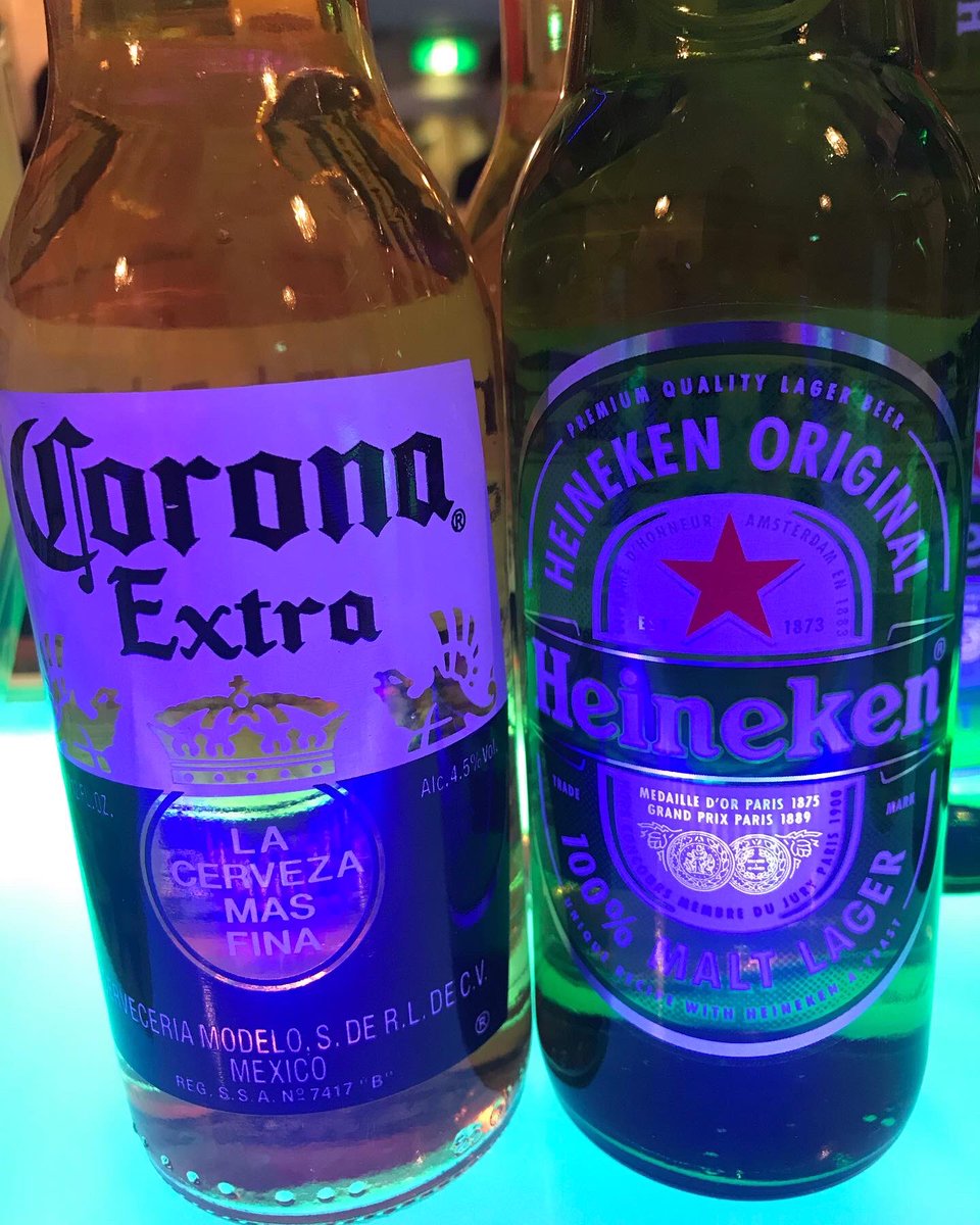 chocobo_kanda's tweet photo. チョコボはビール焼酎ウィスキー飲み放題です🍻🥃シャンパンも駄菓子も置いてます🍾🍭
楽しく盛り上がっちゃうガールズバーに遊びに来てください✨😆👍
#神田 #ガールズバー #チョコボ #神田ガールズバー #神田ガールズバーチョコボ #ガールズバーチョコボ #駄菓子 #ビール焼酎ウィスキー https://t.co/YXa9b3w0oW