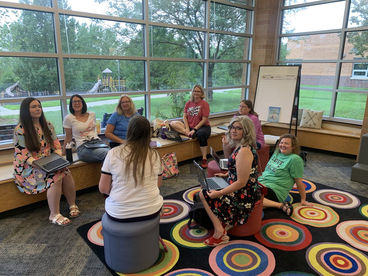 gorillalms's tweet photo. Team 512 librarians are preparing for a great year! #OneShawneeMission https://t.co/0eW4ZVxyl7