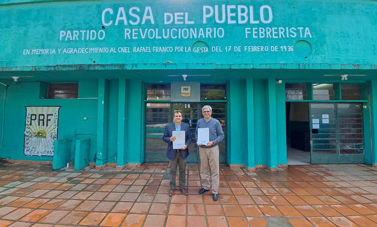 Con mucha alegría y con la fe puesta en Dios presentamos oficialmente la inscripción de las candidaturas a Gobernador, Diputados y Junta Departamental de Concepción en el marco de la Concertación, y por el Movimiento FIL POR LA PATRIA, Lista 9 JA.

¡Juntos Podemos!